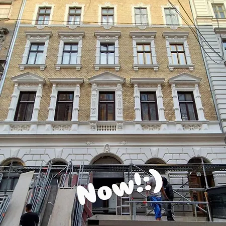 Opera With Gym & Lägenhet Budapest
